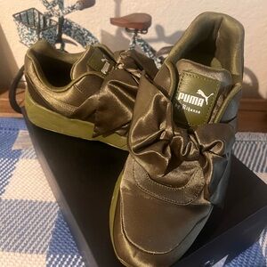 Puma by Rihanna Satin Bow Sneakers in Olive